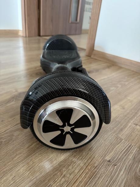 Hoverboard-kolonožka, 