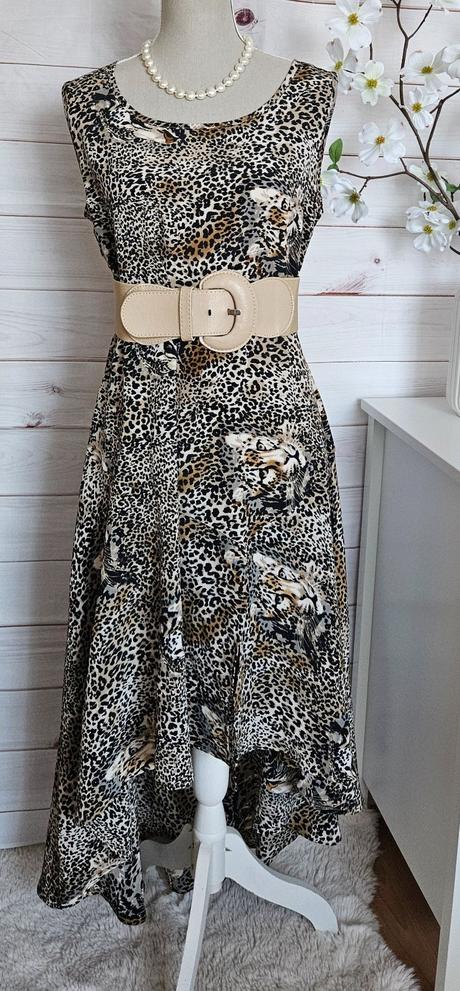 Krásne lahulinké šaty, m