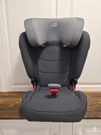 Autosedačka, britax