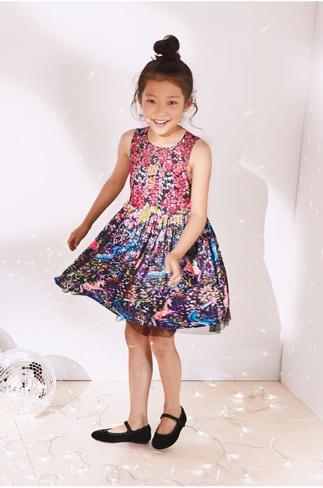 Grafické šaty next uk, next,104 / 110 / 122 / 134