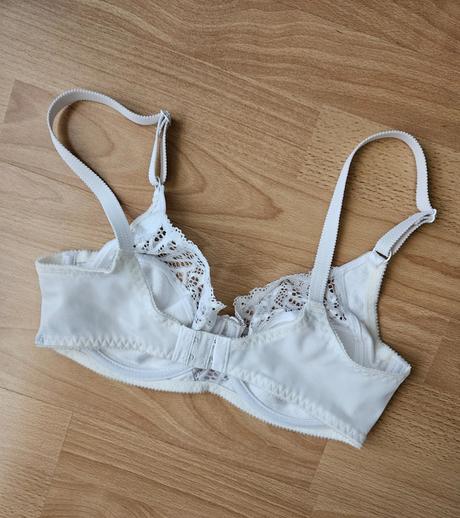 Pekná podprsenka, 75b