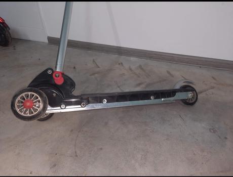 Nastaviteľná kolobežka,