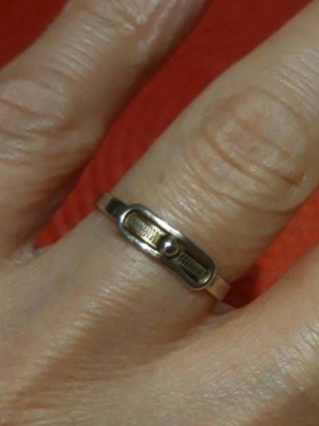 Strieborné prsteň,