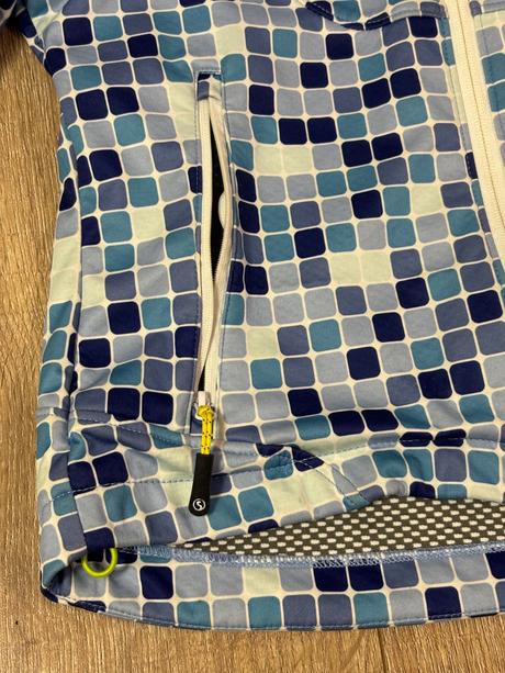 Softshelova bunda, 134