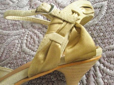 Celokožené sandále so stuhou veľ. 39.5, 40