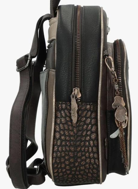 Anekke dreamverse batoh, anekke