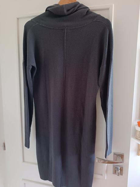 Dámsky pulóver/šaty, 40