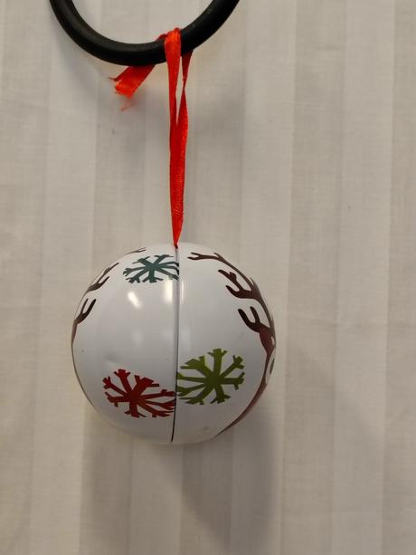 Vianočná ozdoba otvárateľná guľa sob, 7 cm,