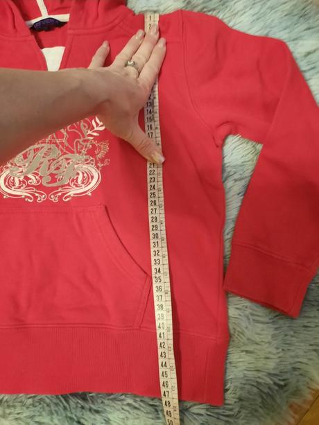 Pekná mikinka značky review, review,146