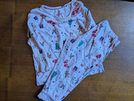 Vianočné pyzamko, lupilu,86