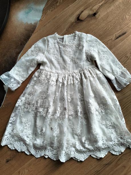 Šaty na 1.sv. prijímanie 134-140, 140