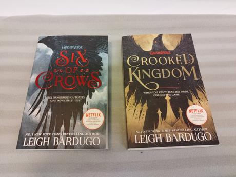 Leigh bardugo - six of crows nau24,
