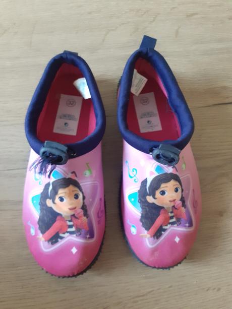 Tooanky na plaz/kupalisko, 32