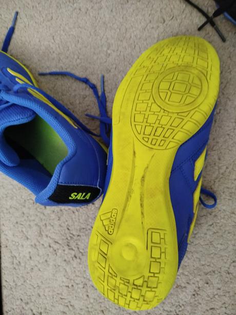 Tenisky, halovky, kopačky č.39, adidas,39