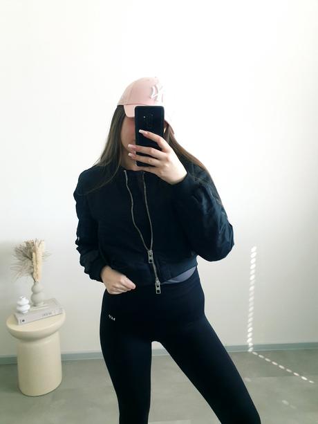 Zara crop čierny bomber s, zara,s