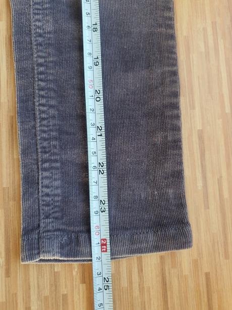 Mencestrove nohavice, benetton,110