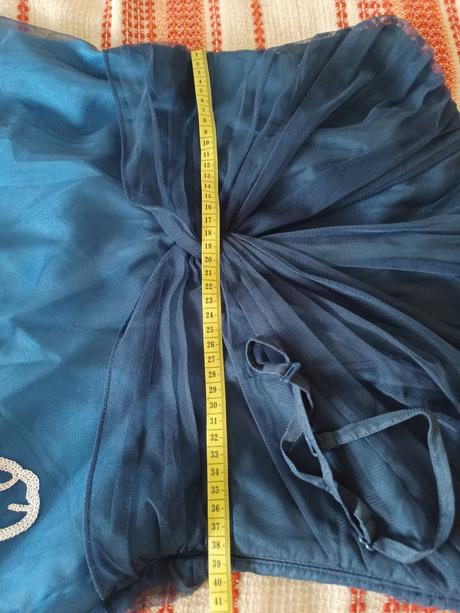 Spolocenske  saty coast, 40