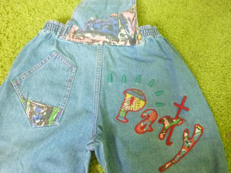 Nohavice na traky, 104