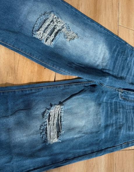 Široké džínsy shein, l