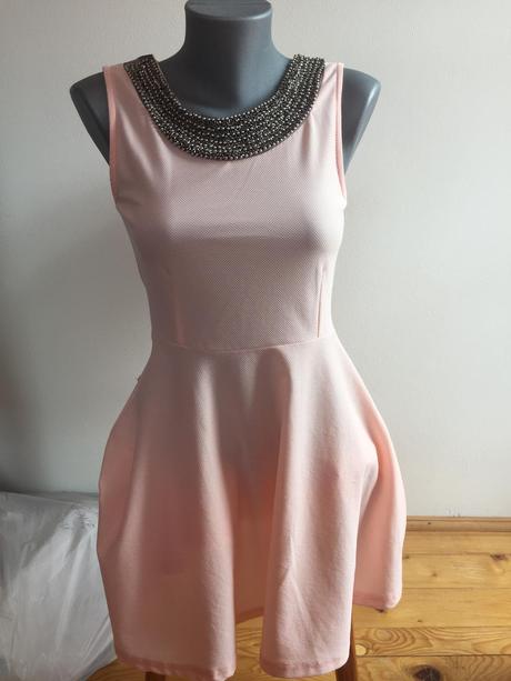 Dámske ružové šaty, m