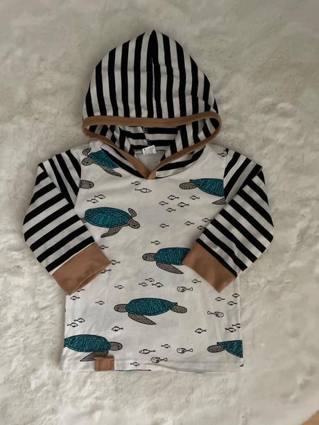 Tričko s kapucňou, 86