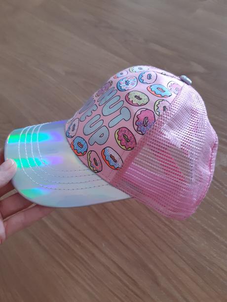 Dievčenská štýlová šiltovka,