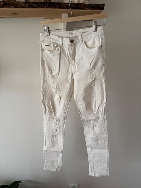 Biele nohavice, stradivarius,40