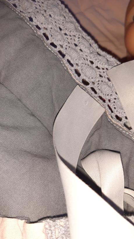 Hniezdo a zavinovacka, 