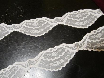 Lemovacia čipka--7m,