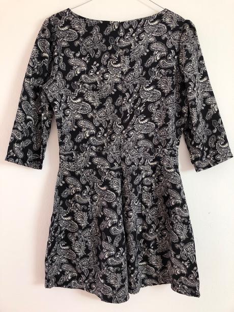 Overál krátky boohoo, 36