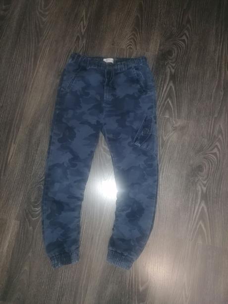 Štýlové džínsy zn. zara, zara,140