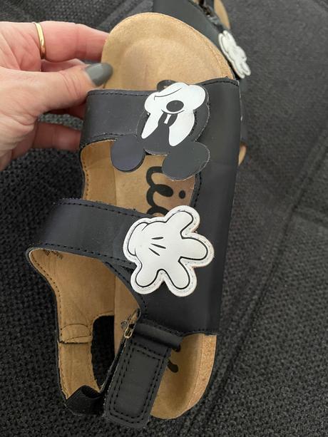 Mickey sandale, h&m,32