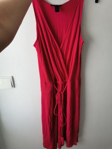 Krásne šaty veľ. s/m, s