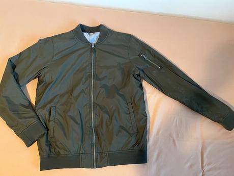 Prechodná bunda, 170