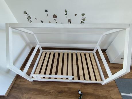 Detská postel- domcek, šírka (cm): 95,dĺžka (cm): 190