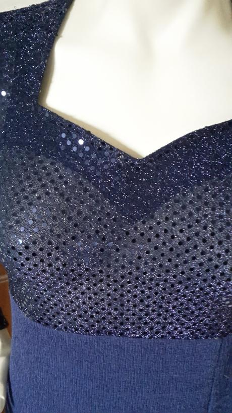 Spoločenské šaty, m