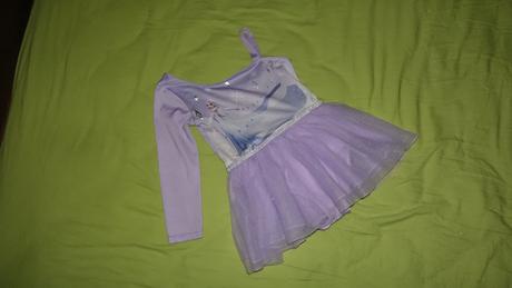 Dres na tanecnu frozen od h&m, 104