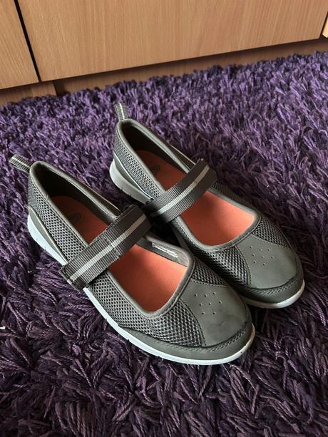 Ľahučké topánky č. 38, 38