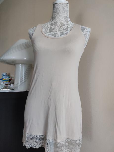 Dámske predĺžené tielko, tezenis,m