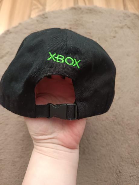 Šiltačka x-box-nová nenosená, 