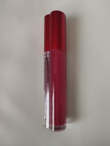 Lesk srdieckovy na pery,