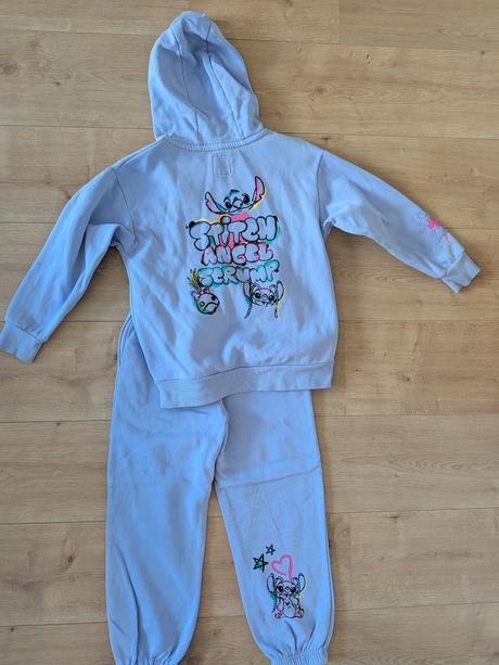 Tepláky stitch, primark,134