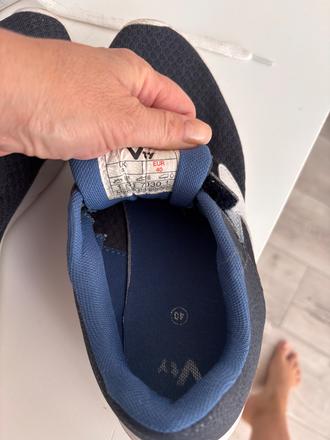 Tenisky, 40