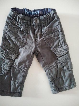 Podšité nohavice, 74