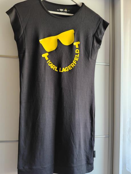 Karl lagerfeld originál moderné pohodlné šaty, xs
