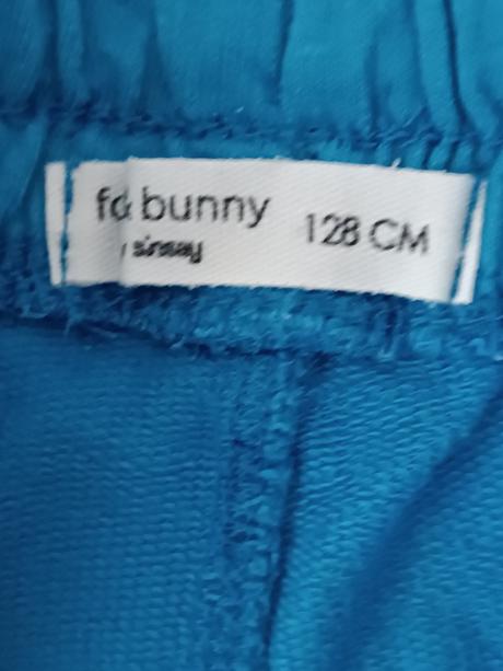 Kraťasy, sinsay,104