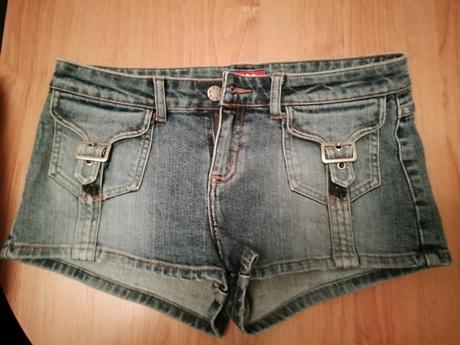 Dámske rifľové šortky, s