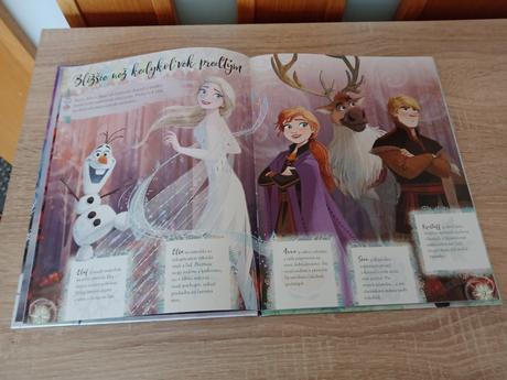 Kniha ladové kráľovstvo-knizka na celý rok, 