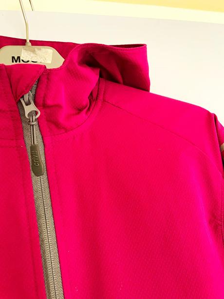 Tenká športová bunda 38/40, m