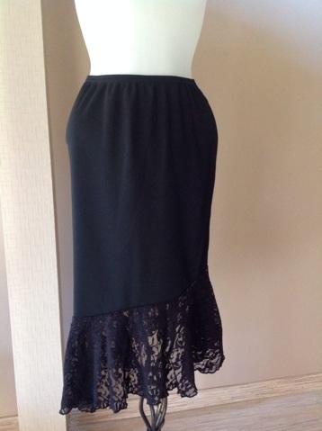 Sukňa s krajkou, 38